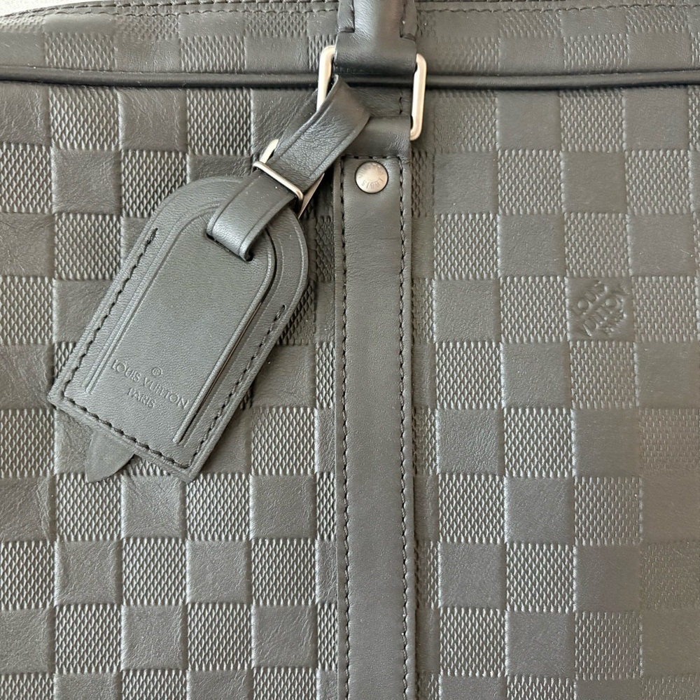 Louis Vuitton Black Infini Leather Briefcase - Picture 2 of 16